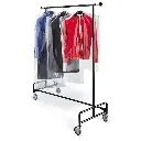 Housse plastique pour vêtements avec fermeture à curseur.